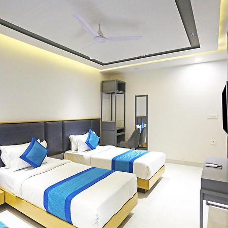 Hotel Apple Villa - Near Delhi Airport With Free Airport Transsfer نيودلهي المظهر الخارجي الصورة