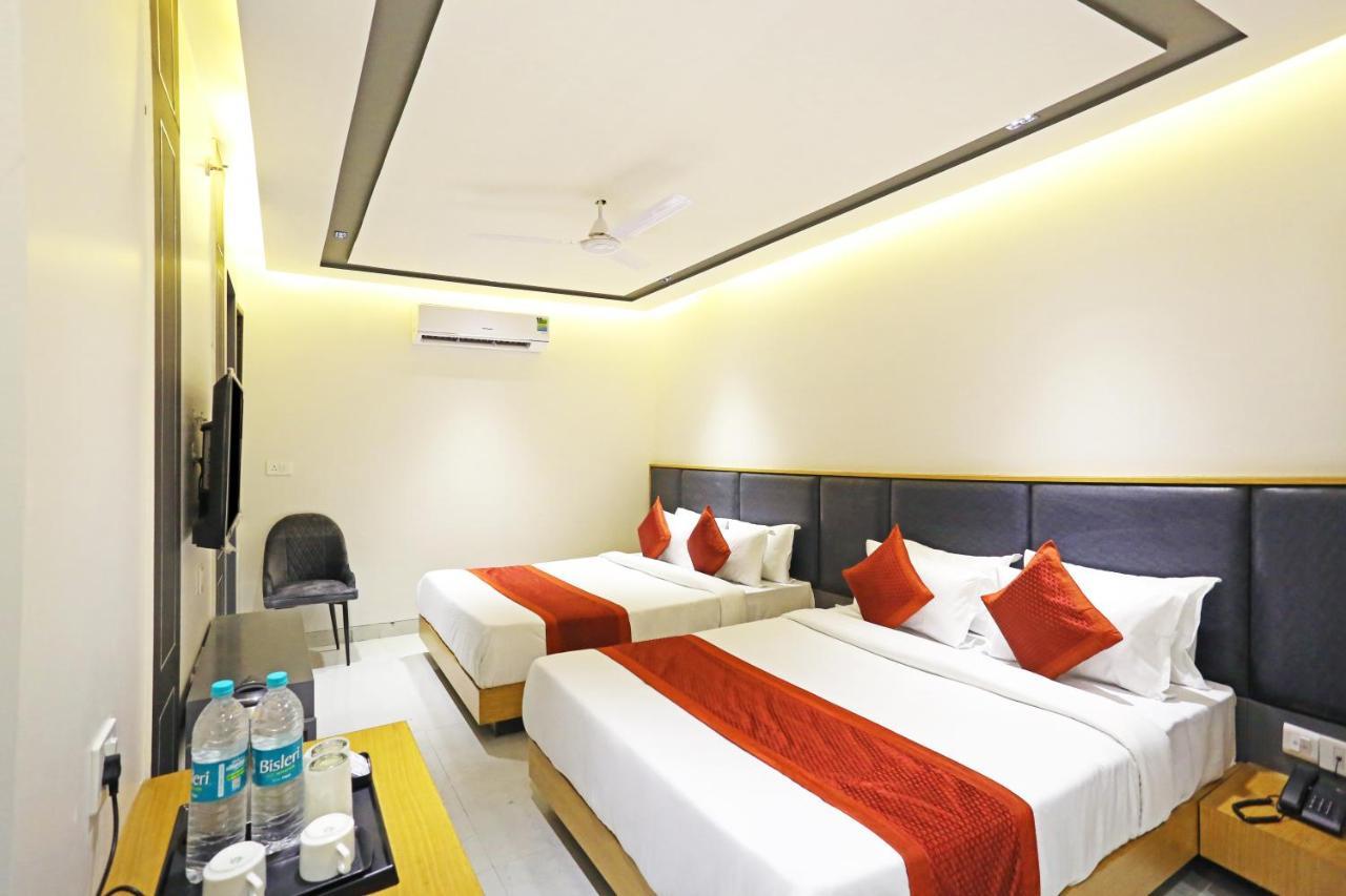 Hotel Apple Villa - Near Delhi Airport With Free Airport Transsfer نيودلهي المظهر الخارجي الصورة