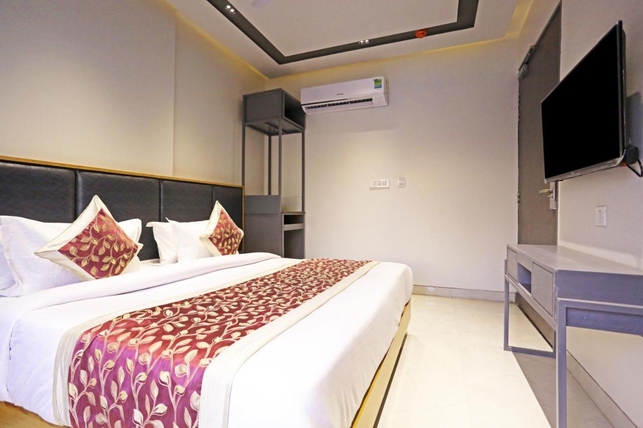 Hotel Apple Villa - Near Delhi Airport With Free Airport Transsfer نيودلهي المظهر الخارجي الصورة