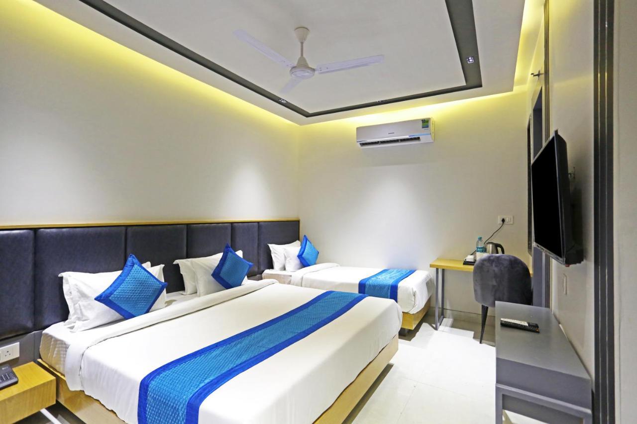 Hotel Apple Villa - Near Delhi Airport With Free Airport Transsfer نيودلهي المظهر الخارجي الصورة
