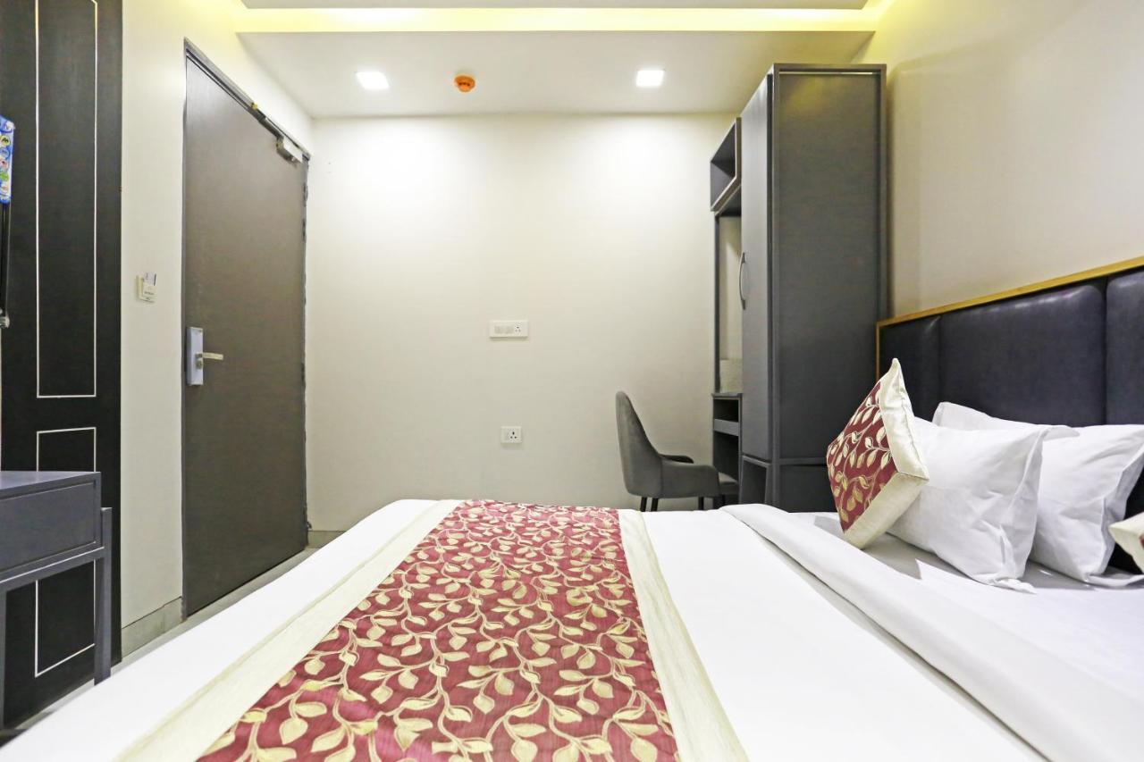 Hotel Apple Villa - Near Delhi Airport With Free Airport Transsfer نيودلهي المظهر الخارجي الصورة