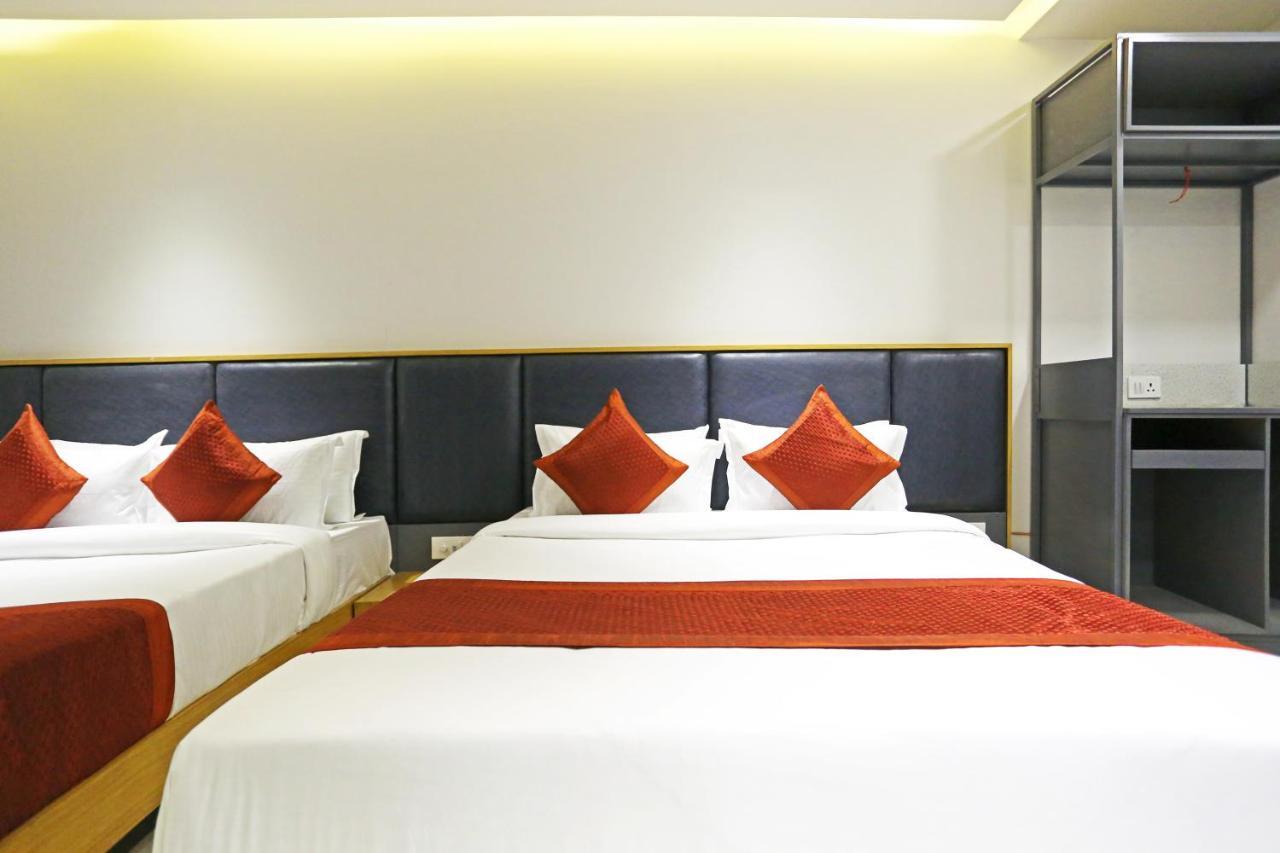 Hotel Apple Villa - Near Delhi Airport With Free Airport Transsfer نيودلهي المظهر الخارجي الصورة
