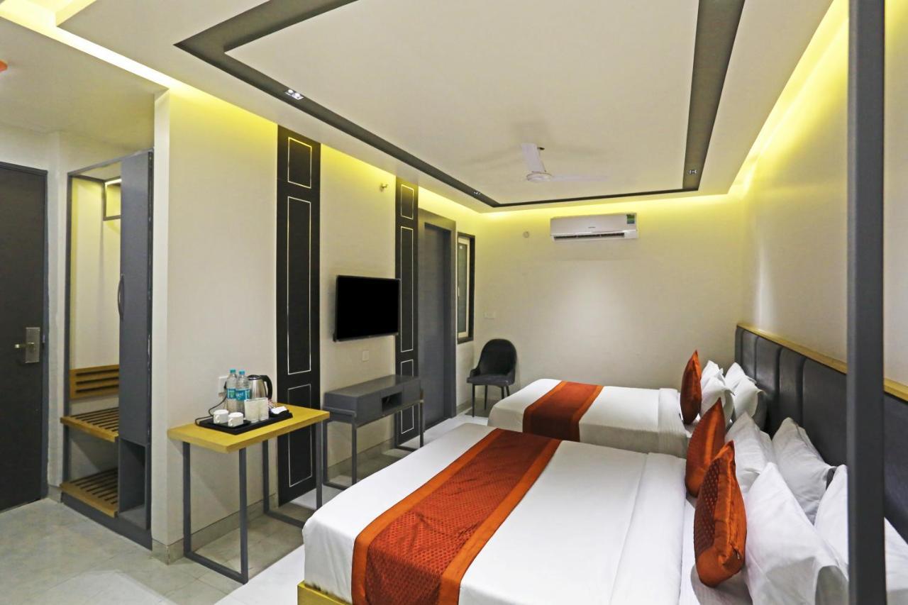 Hotel Apple Villa - Near Delhi Airport With Free Airport Transsfer نيودلهي المظهر الخارجي الصورة